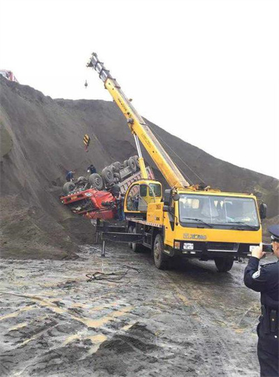 孝昌上犹道路救援